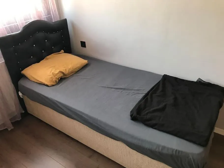 Apartment Ulasim Kolayligi Saglayan, Kiralik Oda Izmir