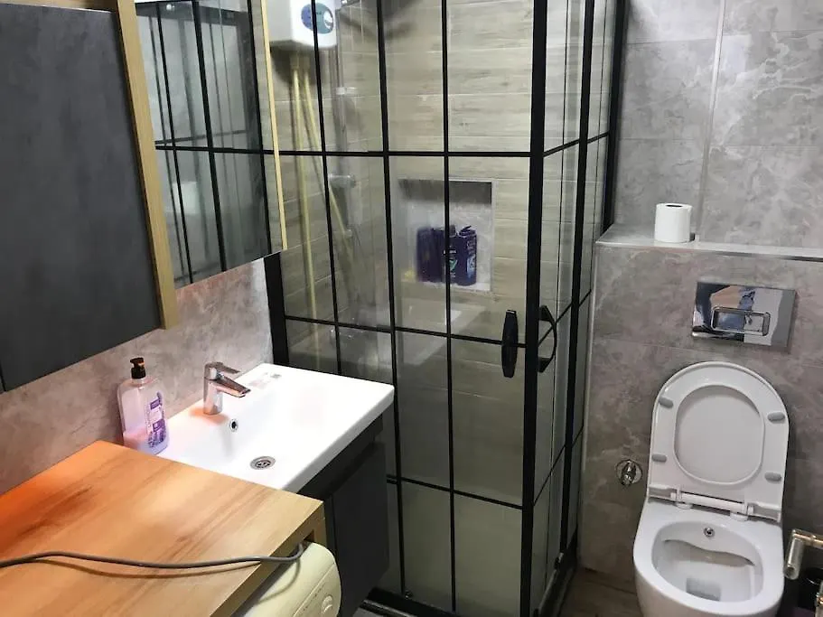 Apartment Ulasim Kolayligi Saglayan, Kiralik Oda Izmir Turkey