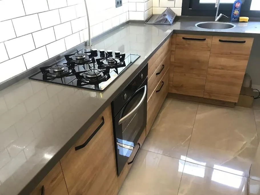 Apartment Ulasim Kolayligi Saglayan, Kiralik Oda Izmir